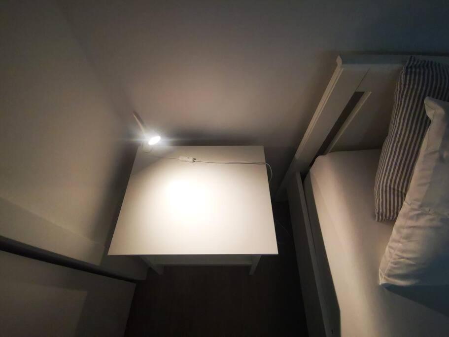 Lovely Studio In Longueuil, Near Downtown Montreal Apartment Bagian luar foto
